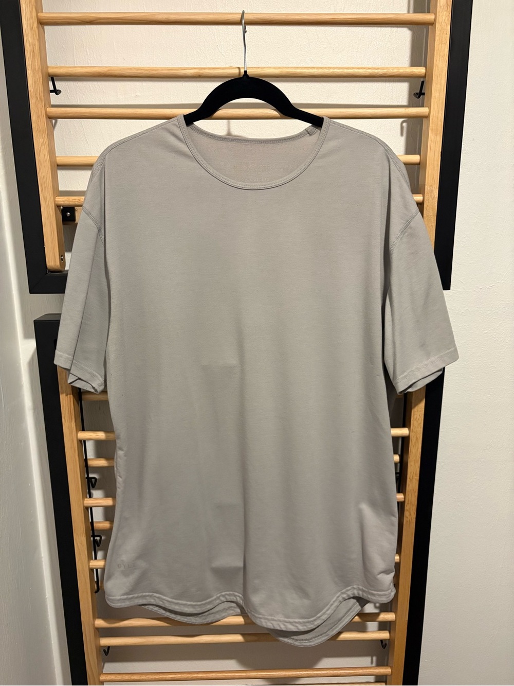 LOT OF 3 - BYLT Basics Men's Crew Neck T-Shirt - Picture 3 of 3